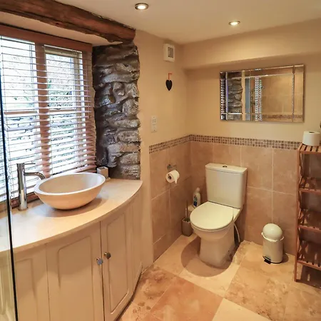 Penny Red 펜션 앰블사이드